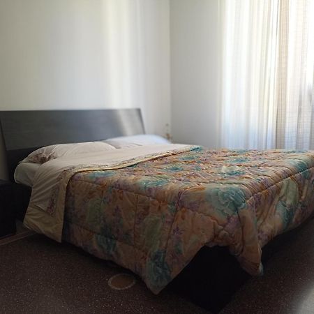 La Casa Sul Mare-Savona Apartment Bagian luar foto