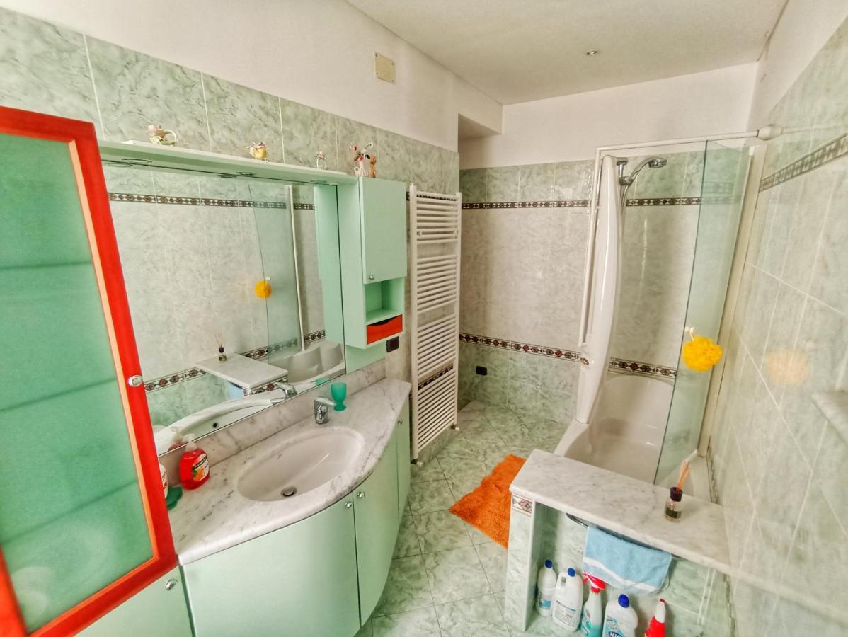 La Casa Sul Mare-Savona Apartment Bagian luar foto